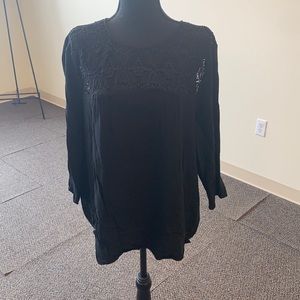 Black old navy blouse